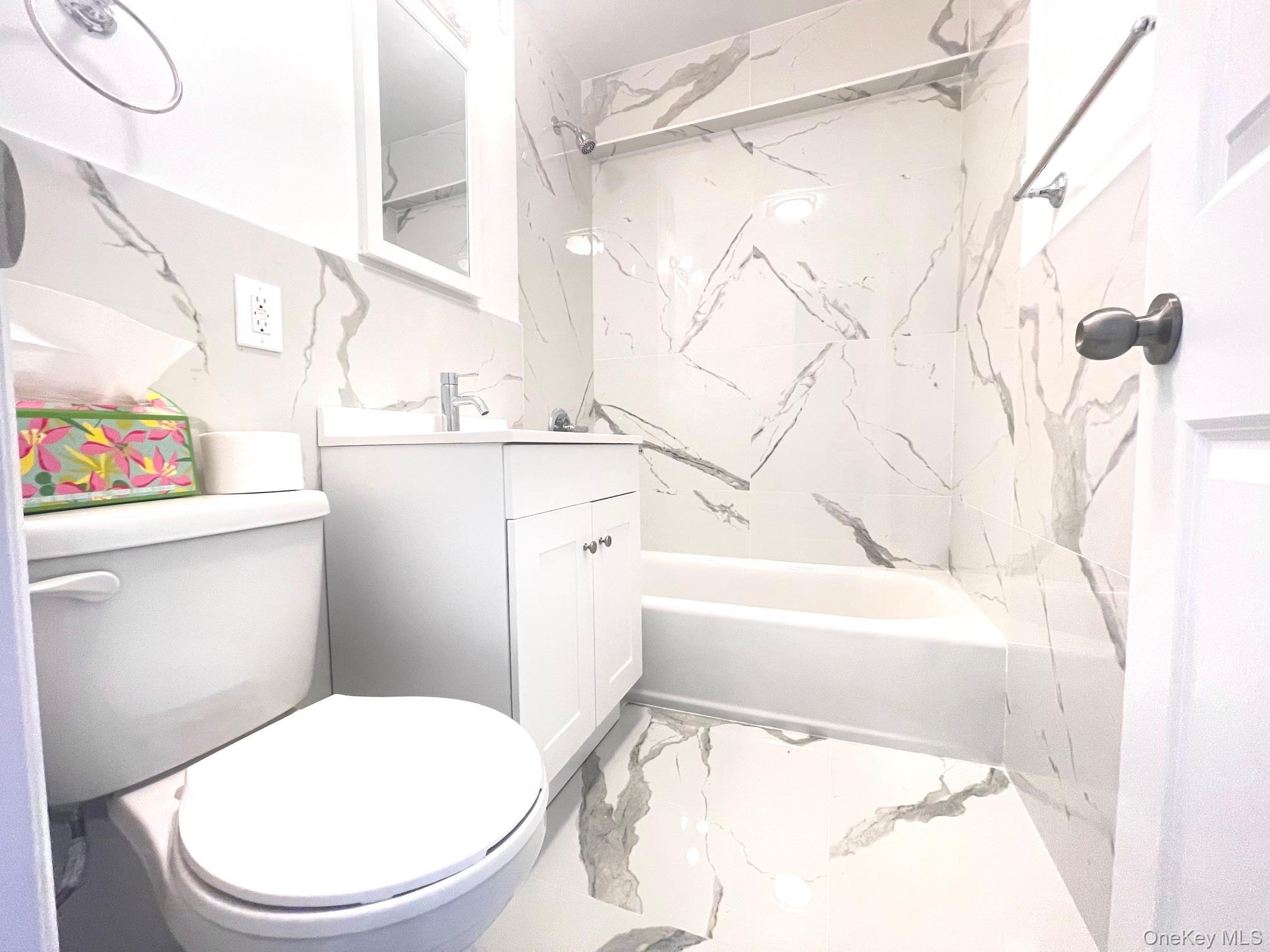 5930 108th Street # 7HH, Corona, NY 11368