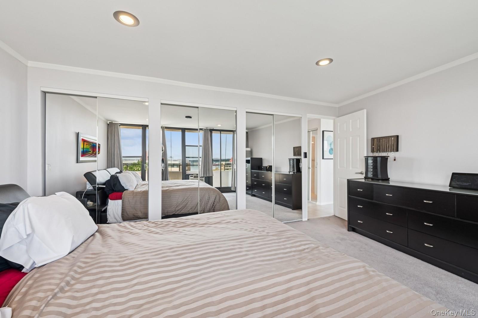 162-40 9th Avenue # 8B, Beechhurst, NY 11357