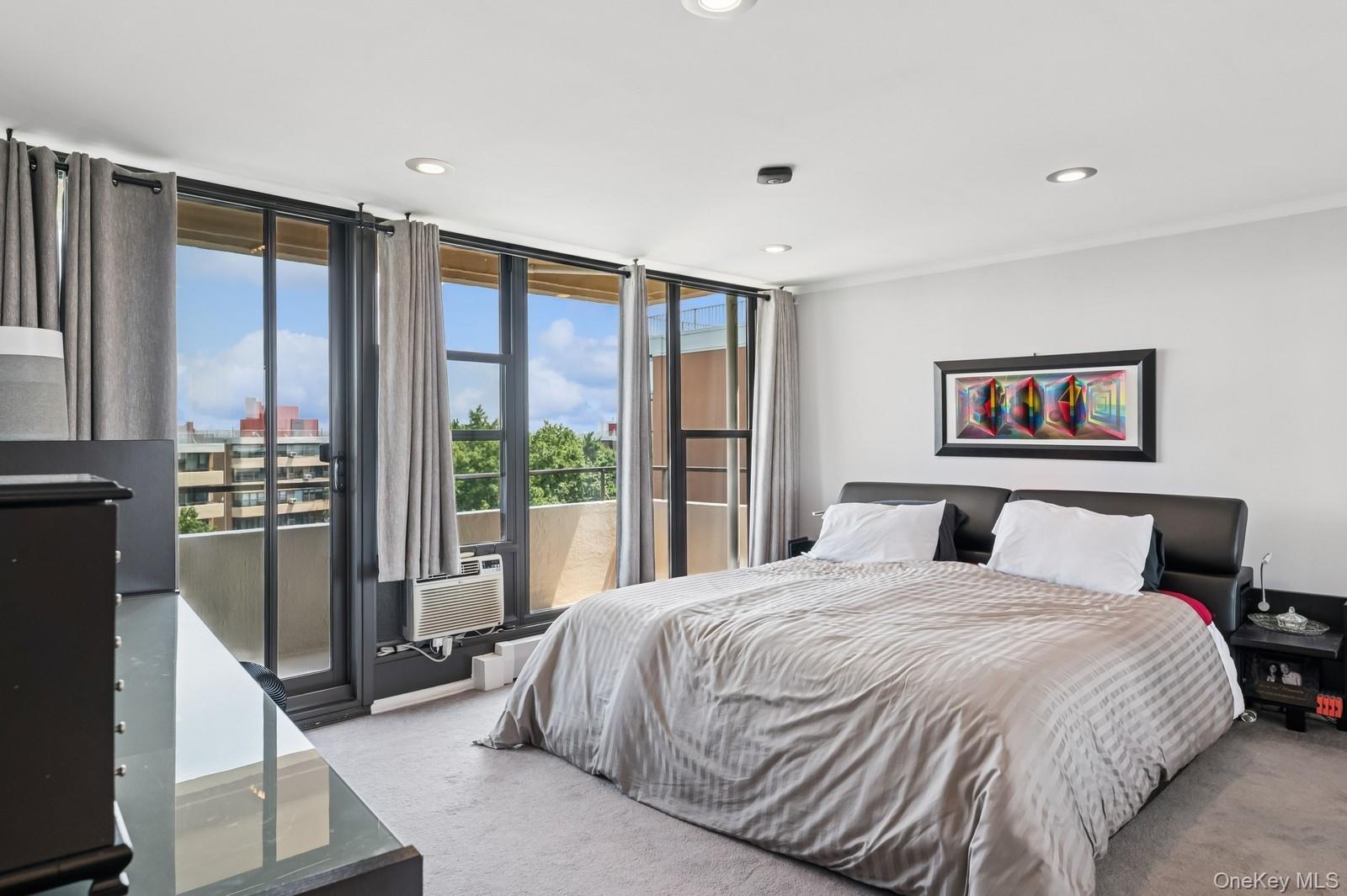 162-40 9th Avenue # 8B, Beechhurst, NY 11357