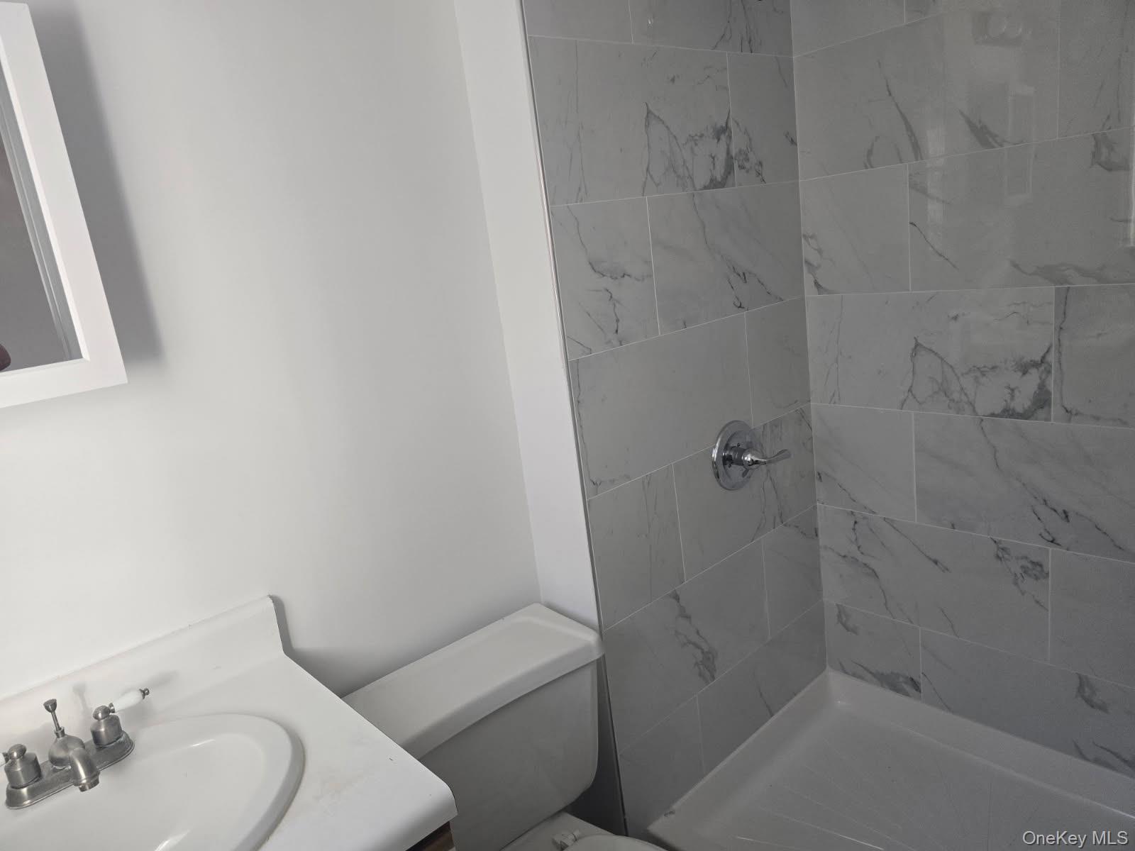 5760 Route 82, Clinton Corners, NY 12514