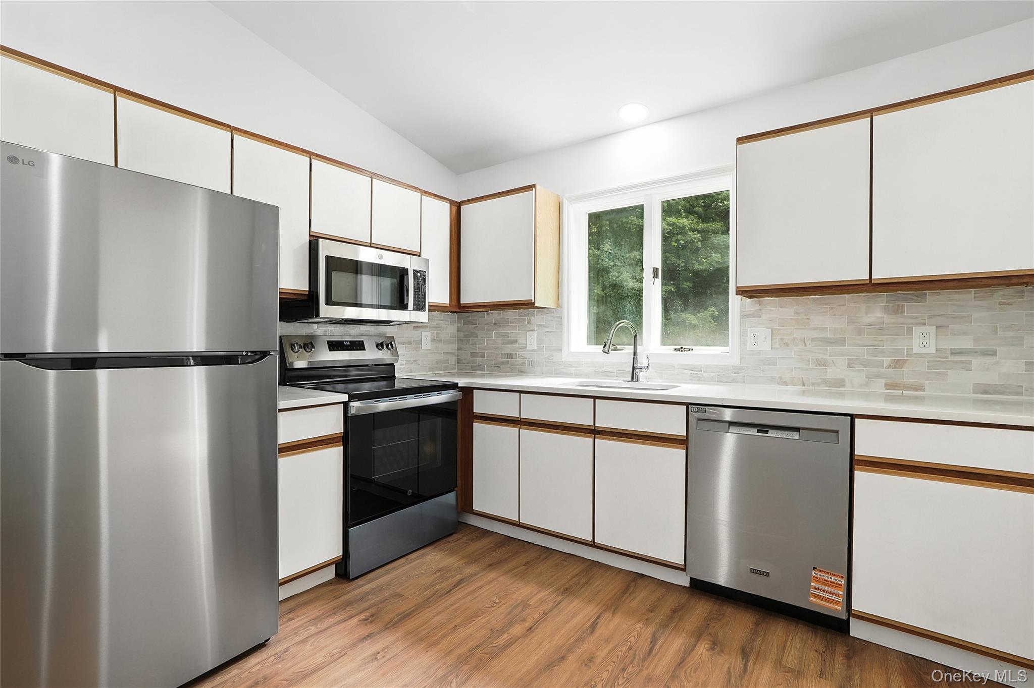 5760 Route 82, Clinton Corners, NY 12514