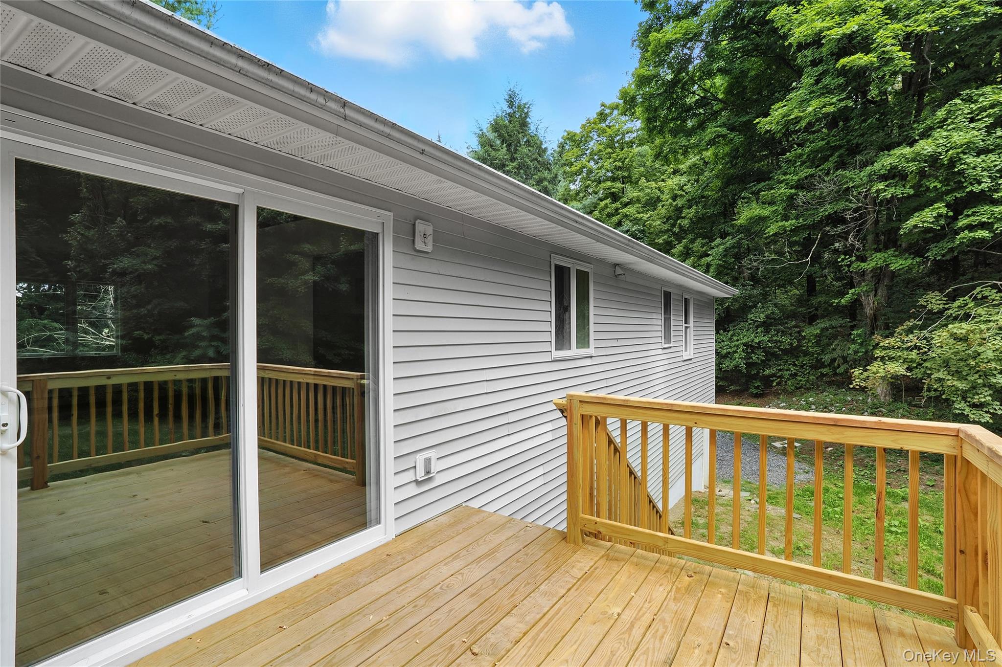 5760 Route 82, Clinton Corners, NY 12514