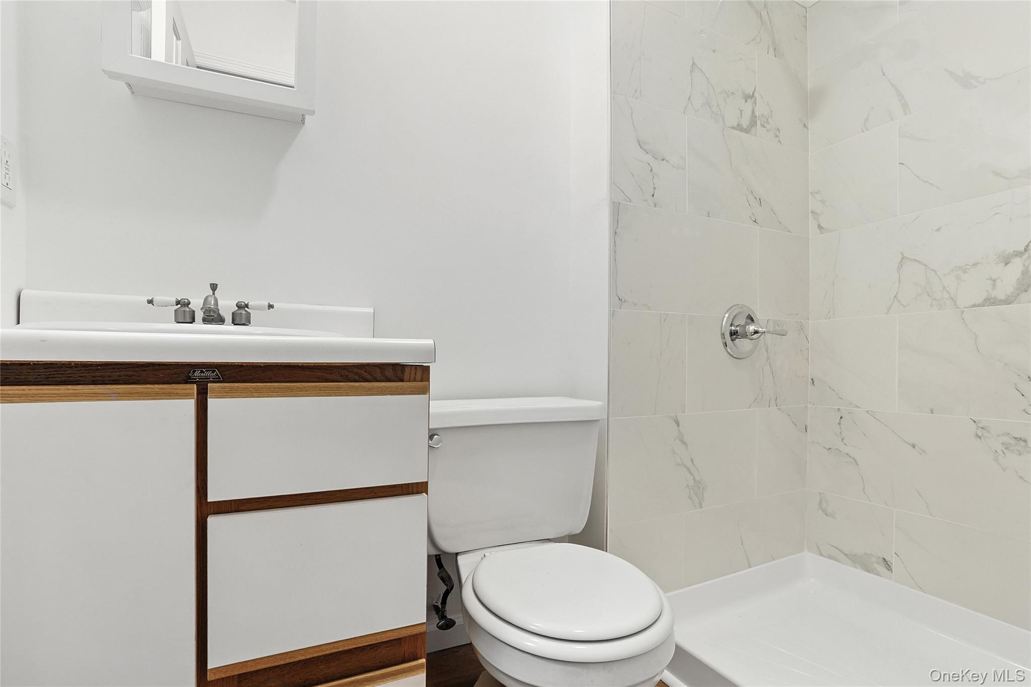 5760 Route 82, Clinton Corners, NY 12514