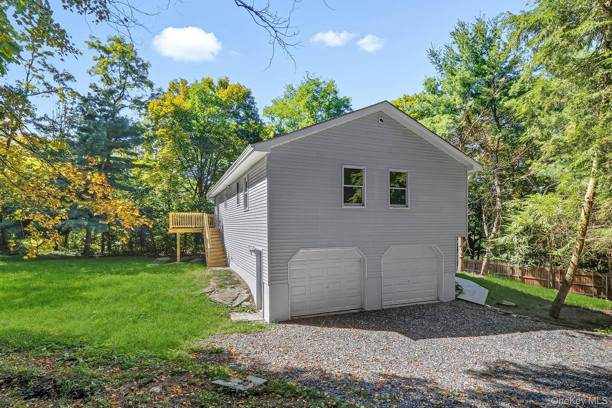 5760 Route 82, Clinton Corners, NY 12514