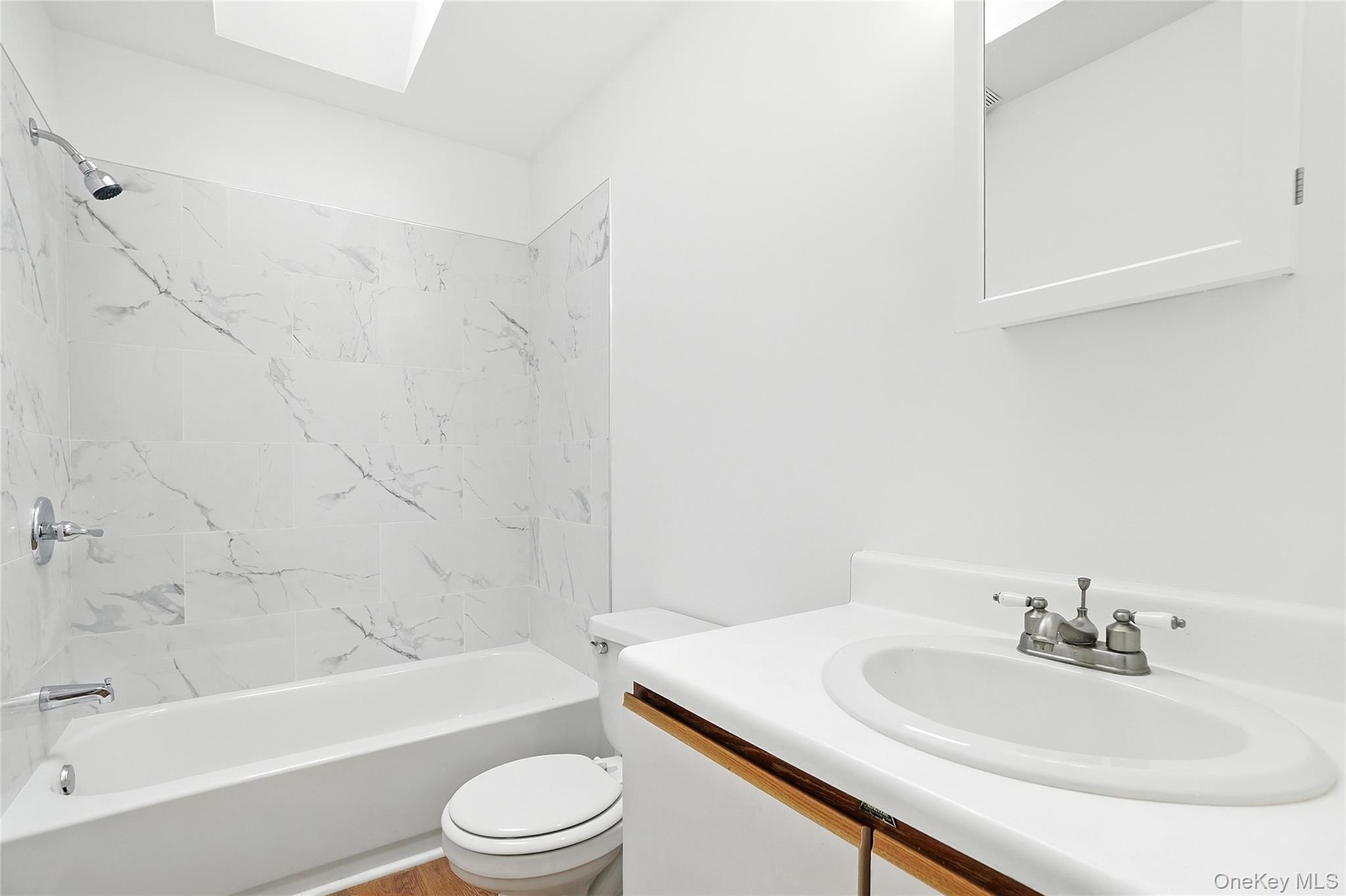 5760 Route 82, Clinton Corners, NY 12514