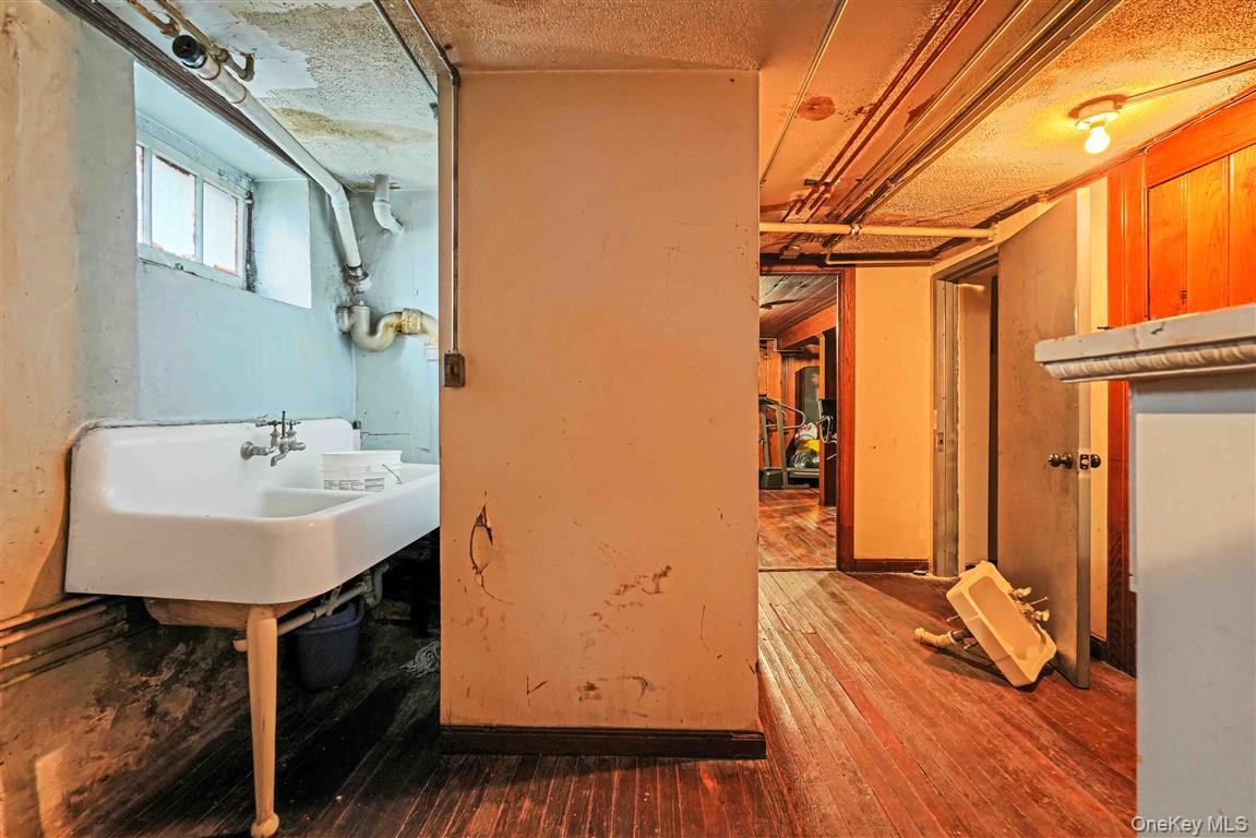 85-34 121st Street, Kew Gardens, NY 11415