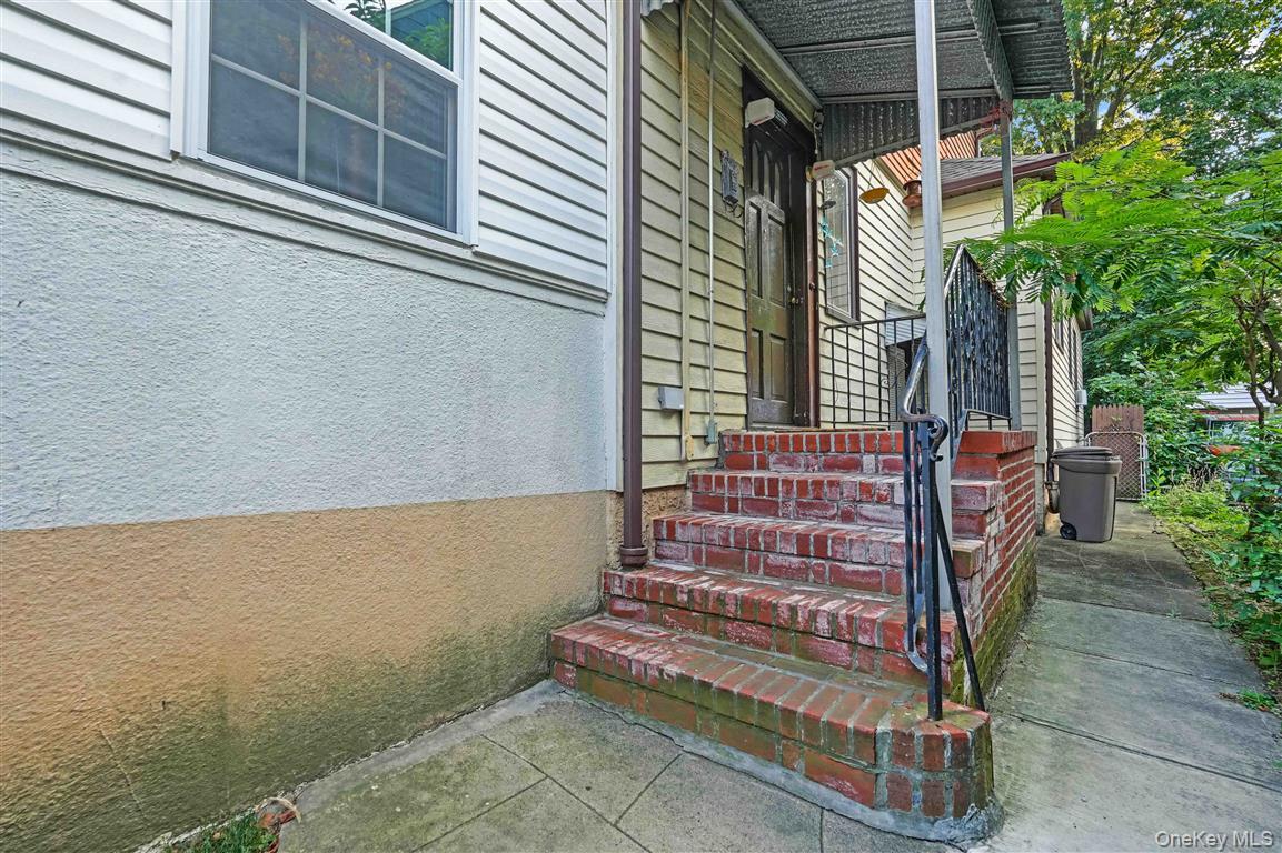 85-34 121st Street, Kew Gardens, NY 11415