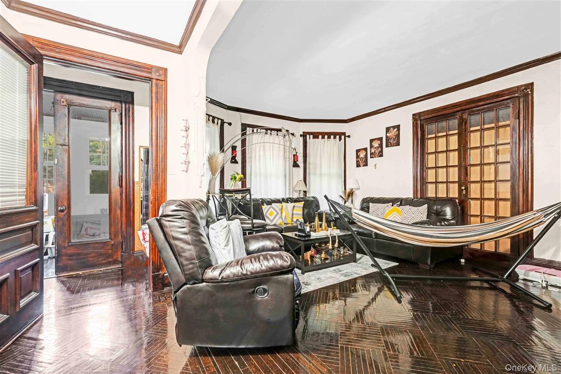 85-34 121st Street, Kew Gardens, NY 11415