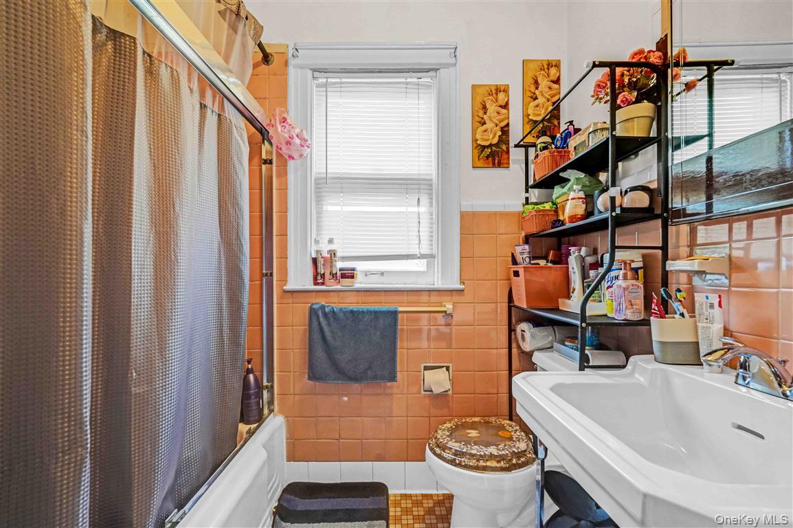 85-34 121st Street, Kew Gardens, NY 11415