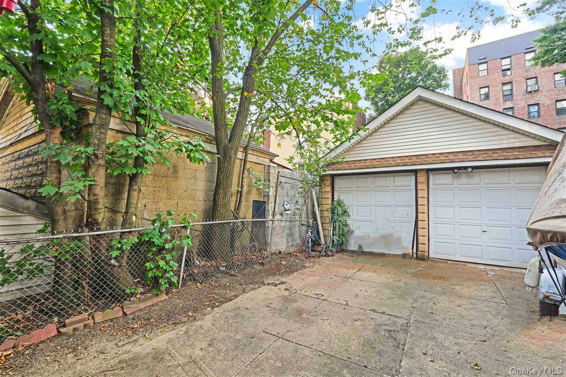 85-34 121st Street, Kew Gardens, NY 11415