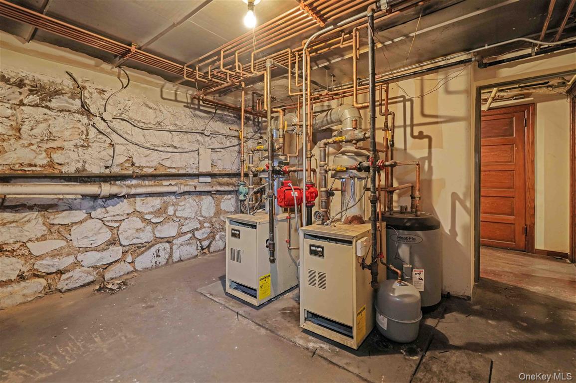 85-34 121st Street, Kew Gardens, NY 11415