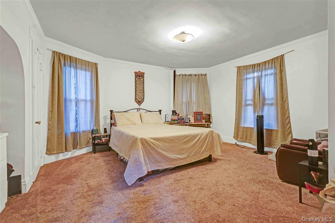 85-34 121st Street, Kew Gardens, NY 11415