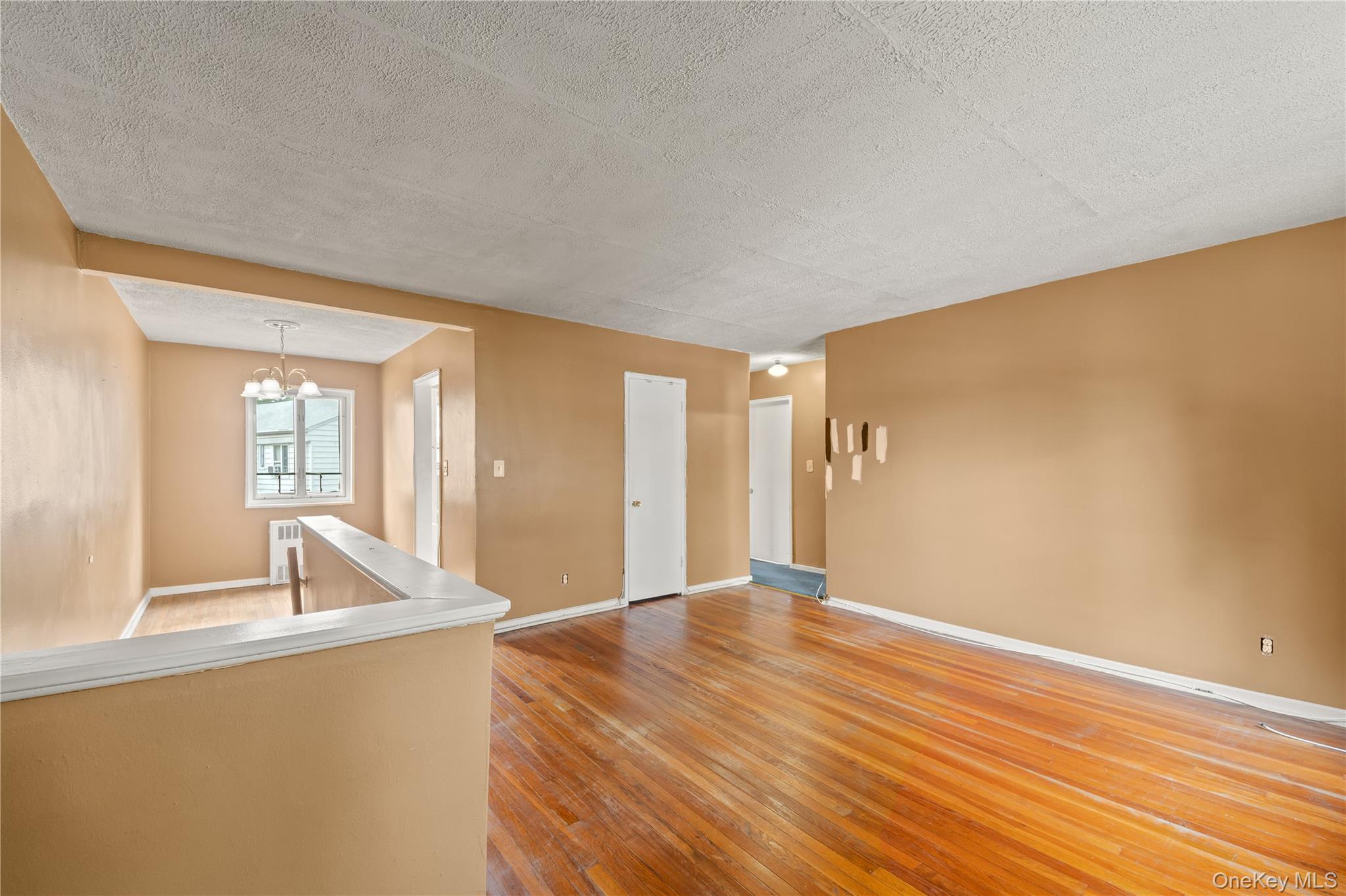 86-06 231st # Upper, Queens Village, NY 11427