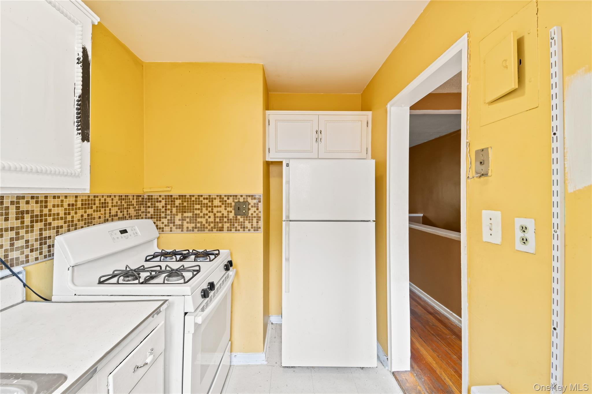 86-06 231st # Upper, Queens Village, NY 11427