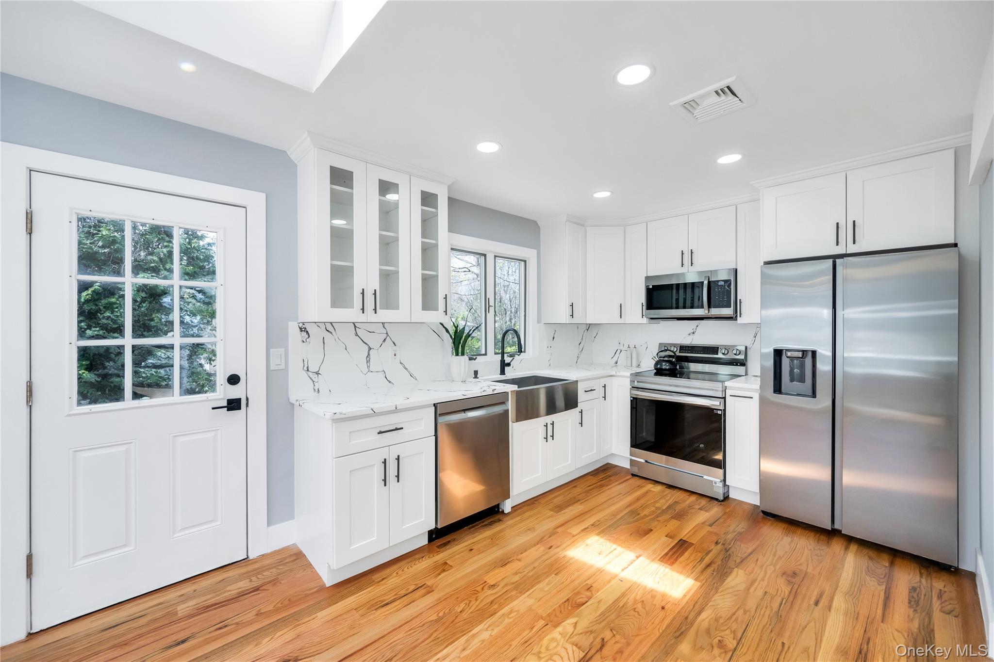 16 Huckleberry Lane, Oyster Bay, NY 11771