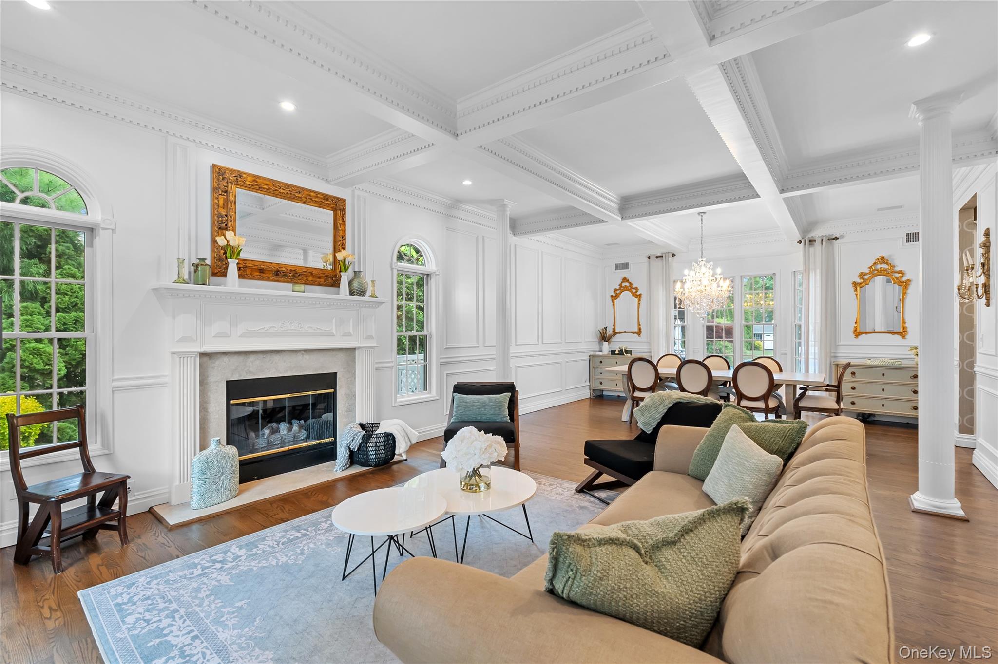 11 Crick Holly Lane, East Islip, NY 11730