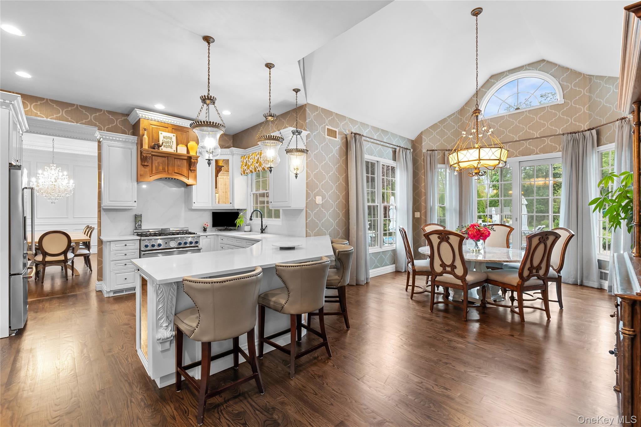 11 Crick Holly Lane, East Islip, NY 11730