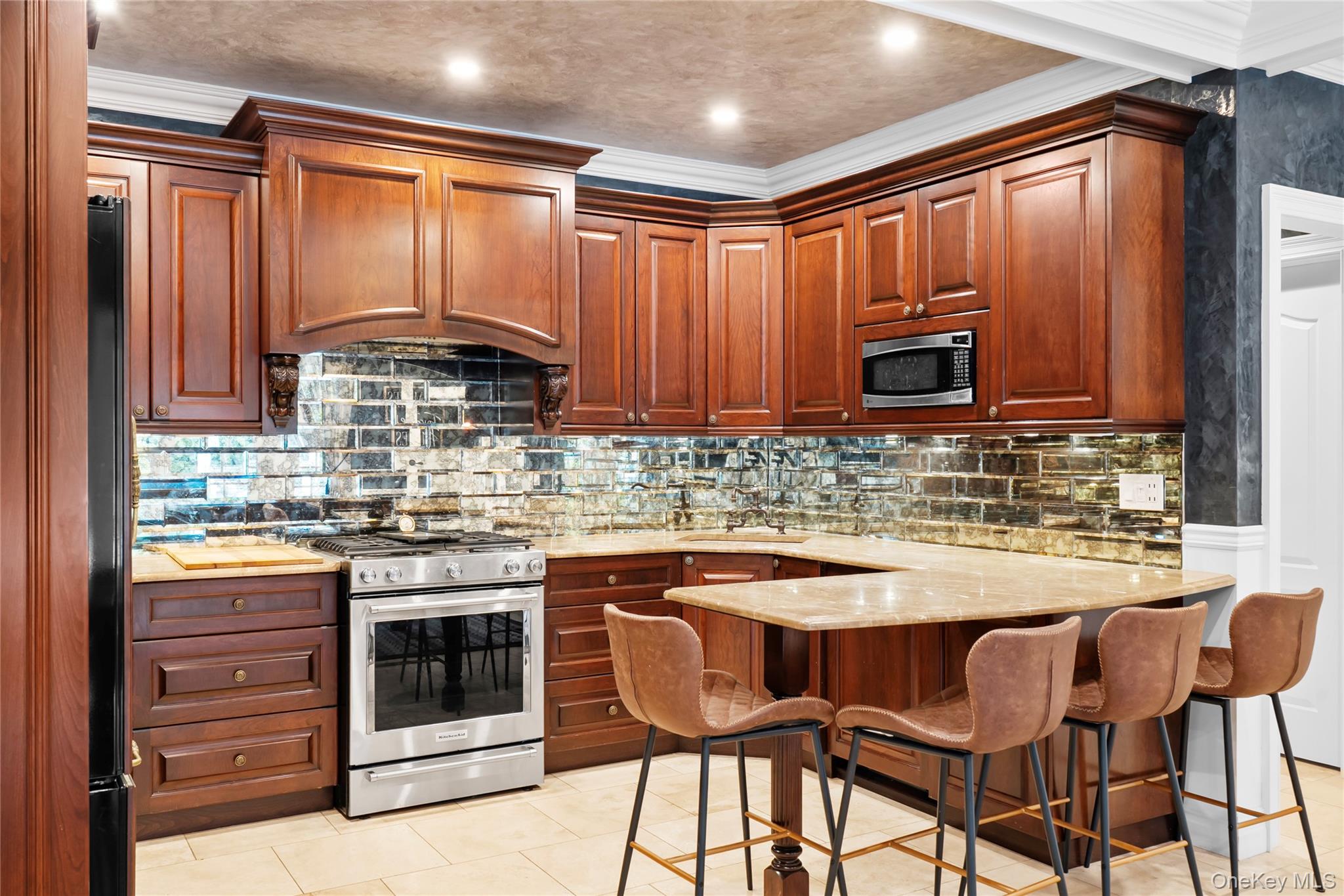 11 Crick Holly Lane, East Islip, NY 11730