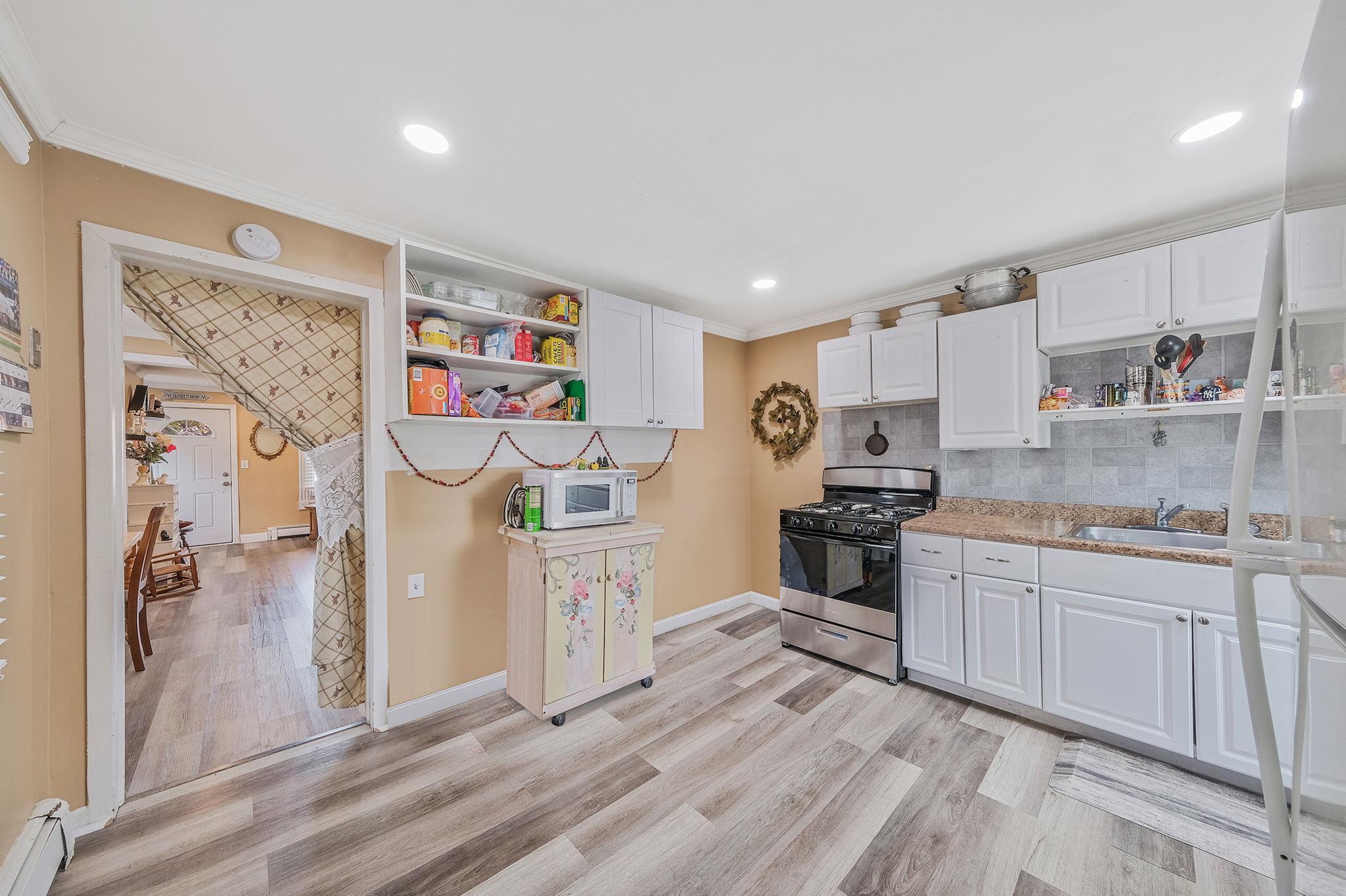 46 Lincoln Avenue, Sayville, NY 11782