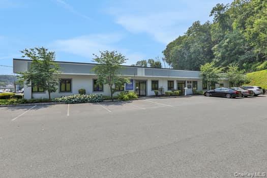 5031 Route 9W, Newburgh, NY 12550