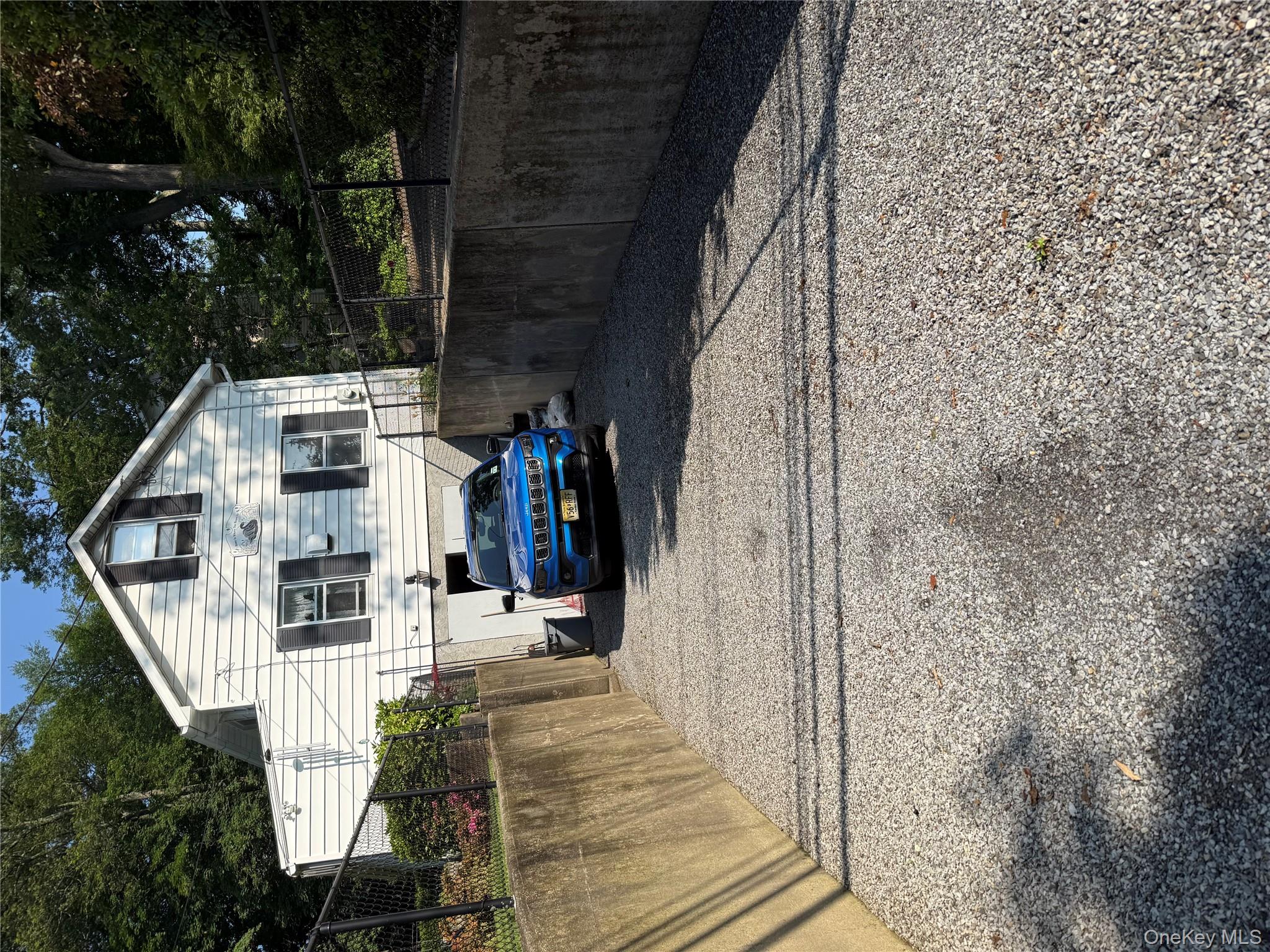 1 Hillside Lane, Huntington, NY 11743