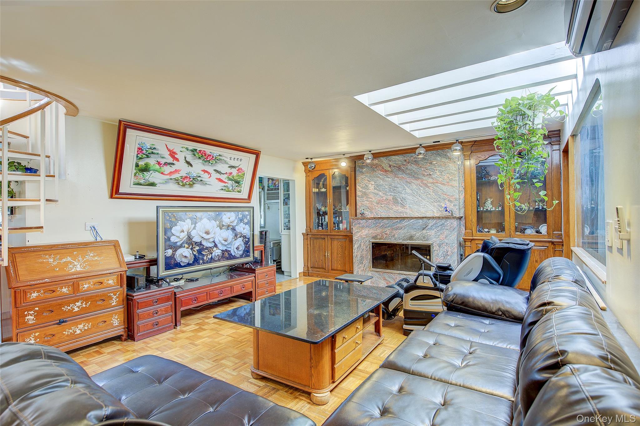 249-35 51 Avenue, Little Neck, NY 11362