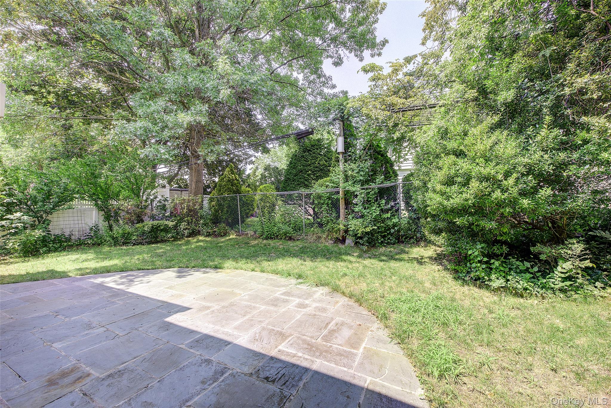 249-35 51 Avenue, Little Neck, NY 11362