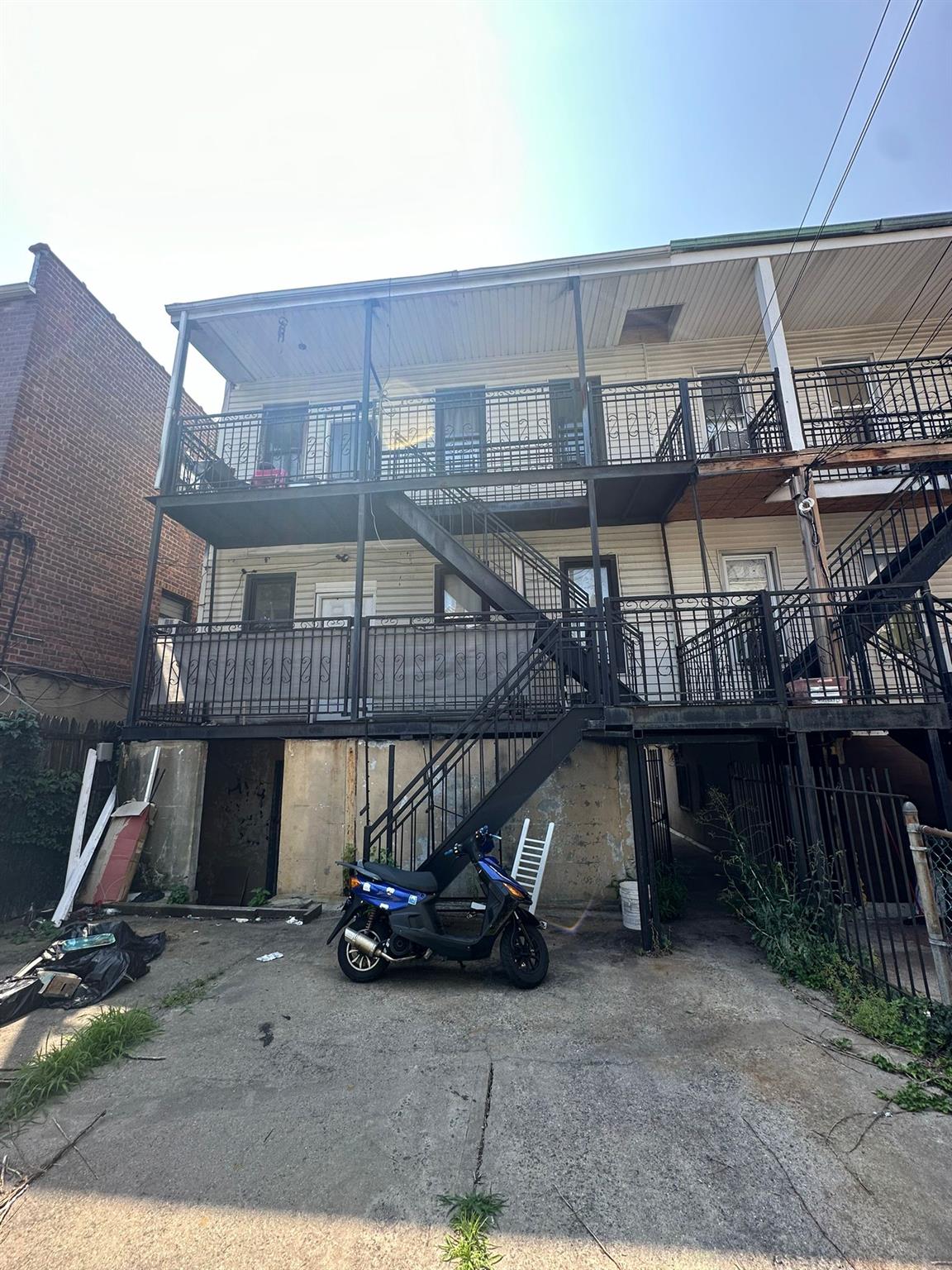 1916 Barnes Avenue, Bronx, NY 10462