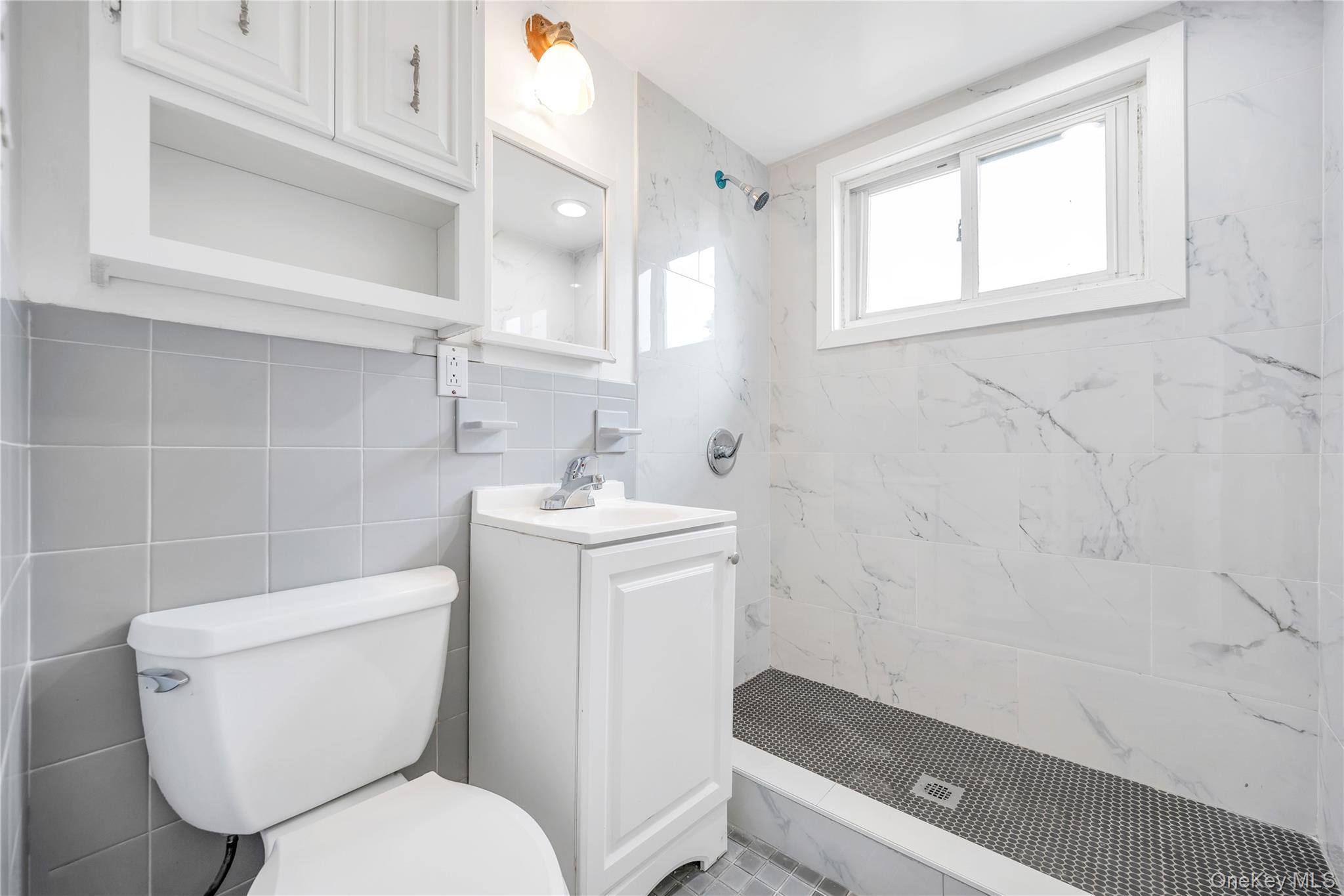 10 Saint Andrews Drive, Brentwood, NY 11717