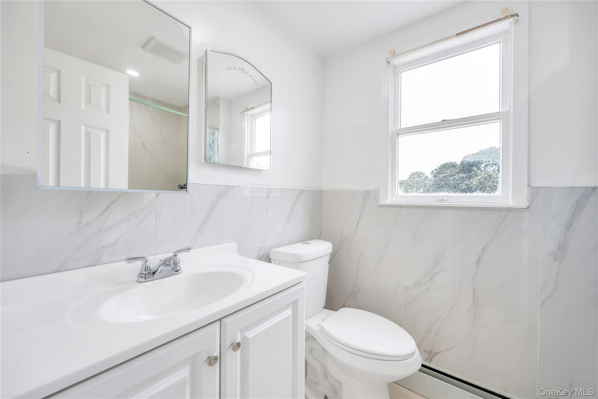 10 Saint Andrews Drive, Brentwood, NY 11717