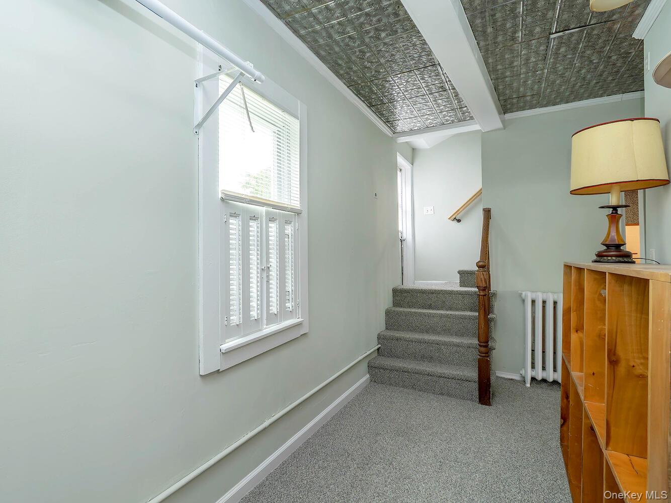 60 Grove Street, Glenwood Landing, NY 11547