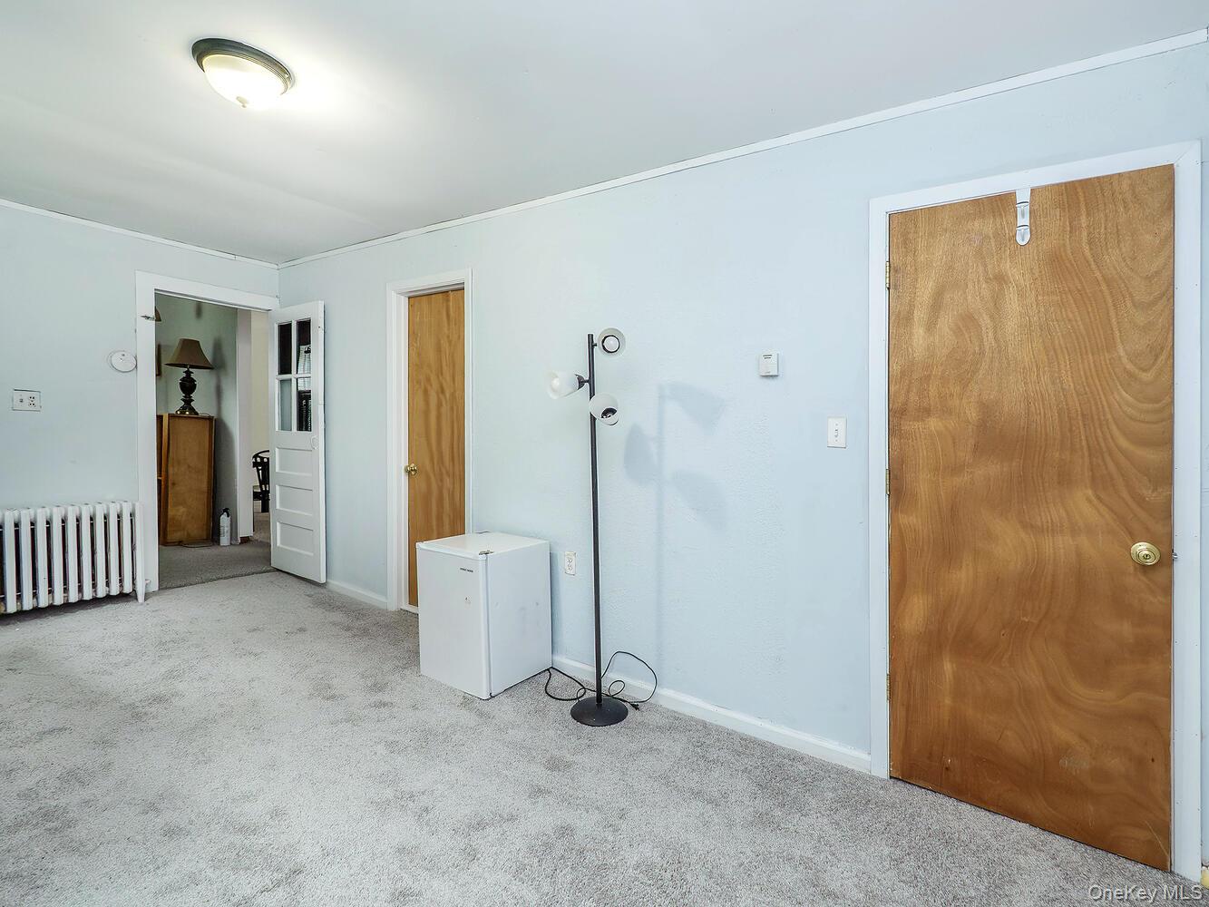 60 Grove Street, Glenwood Landing, NY 11547