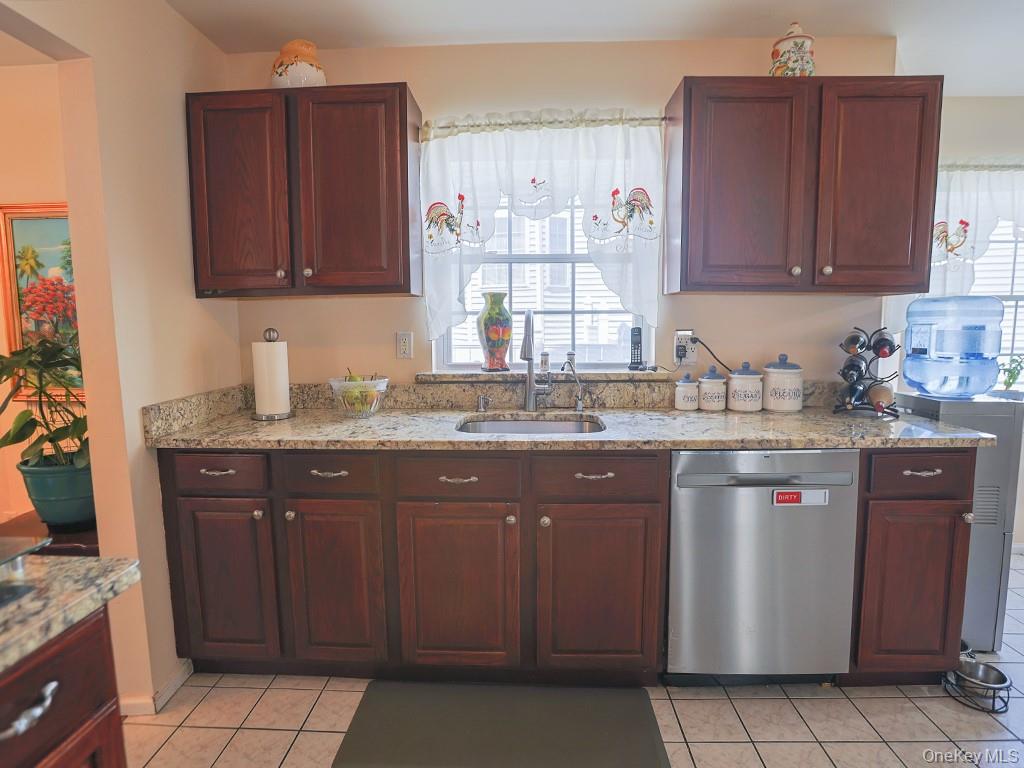 9 Melody Lane, Harriman, NY 10926