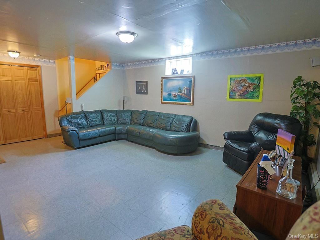 9 Melody Lane, Harriman, NY 10926