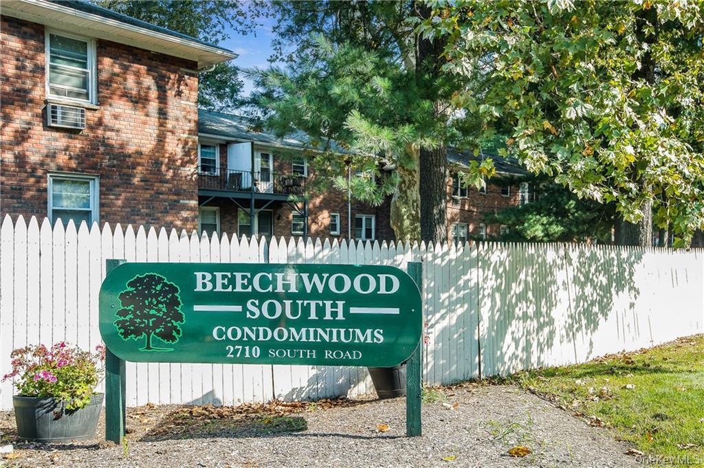 2710 South Road # F11, Poughkeepsie, NY 12601