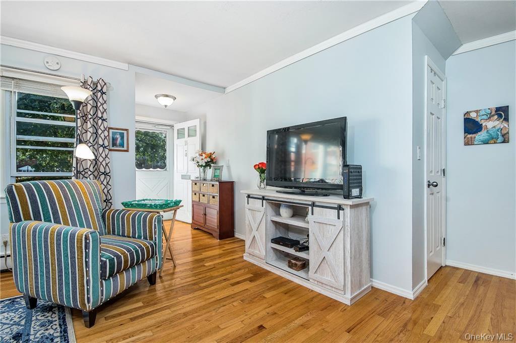 2710 South Road # F11, Poughkeepsie, NY 12601