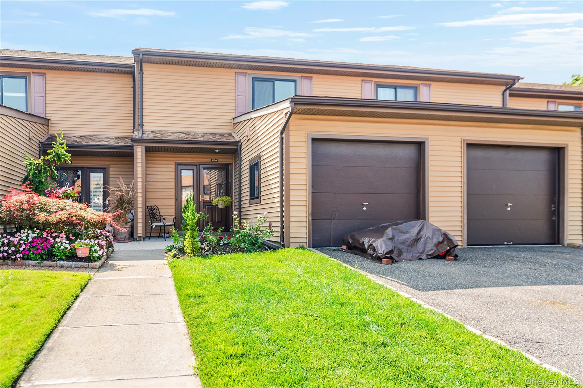 100 Daly Boulevard # 1206, Oceanside, NY 11572