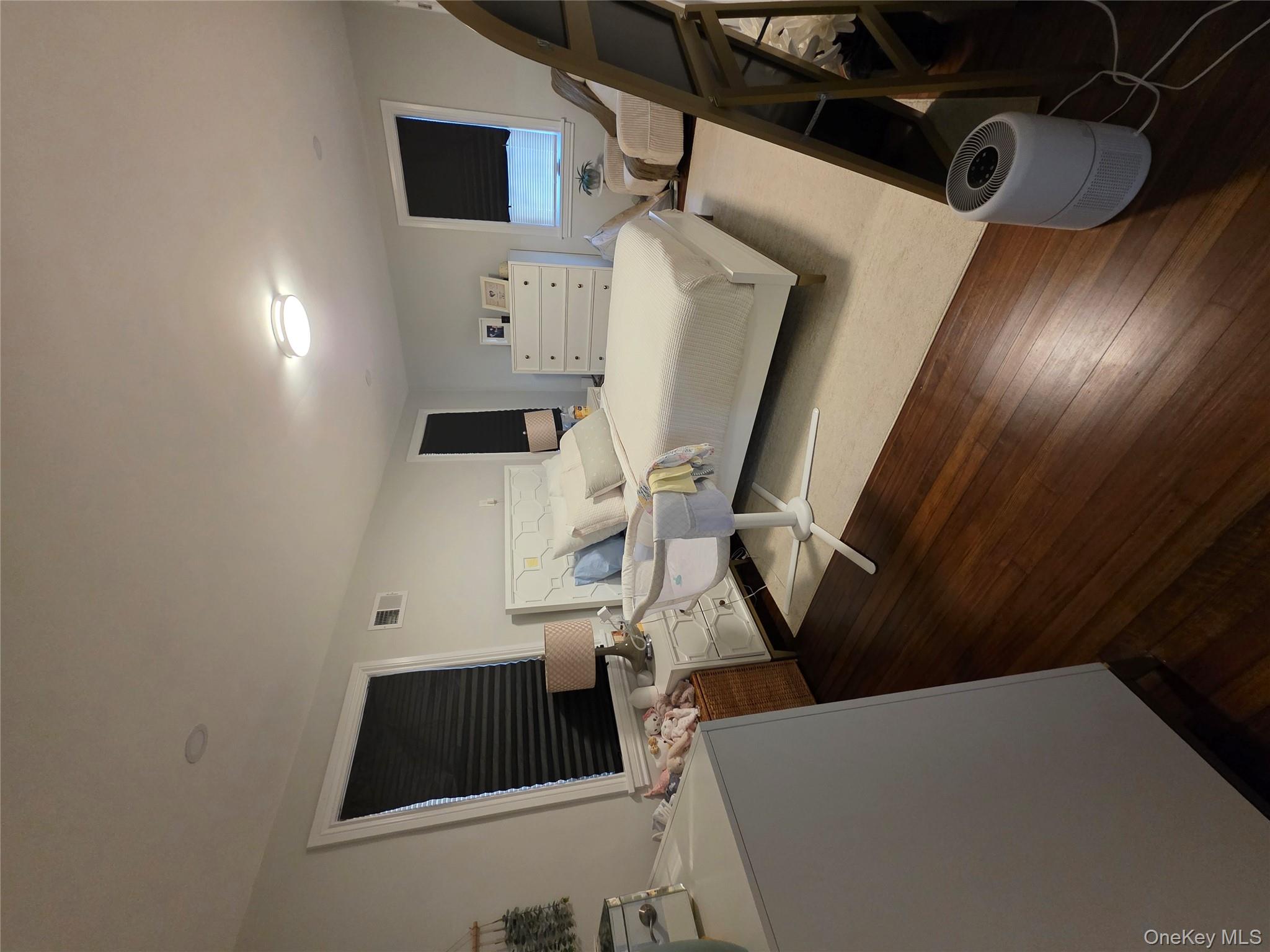 20N Ravine Road, Kings Point, NY 10024