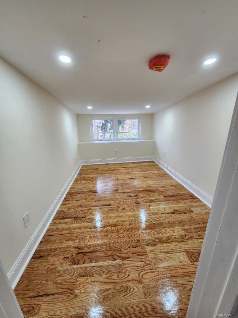 20N Ravine Road, Kings Point, NY 10024