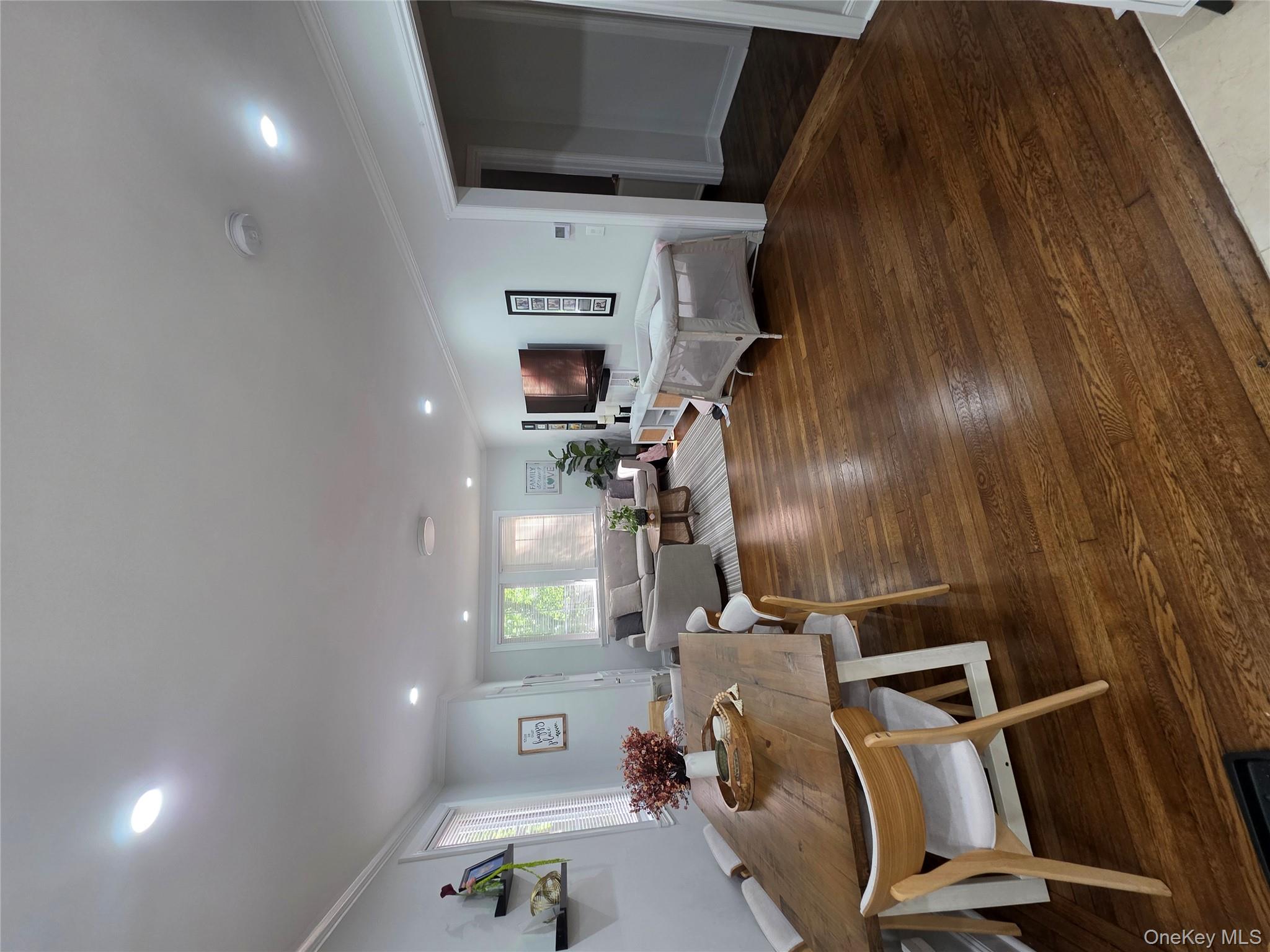 20N Ravine Road, Kings Point, NY 10024