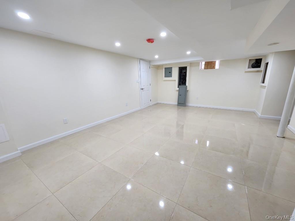 20N Ravine Road, Kings Point, NY 10024