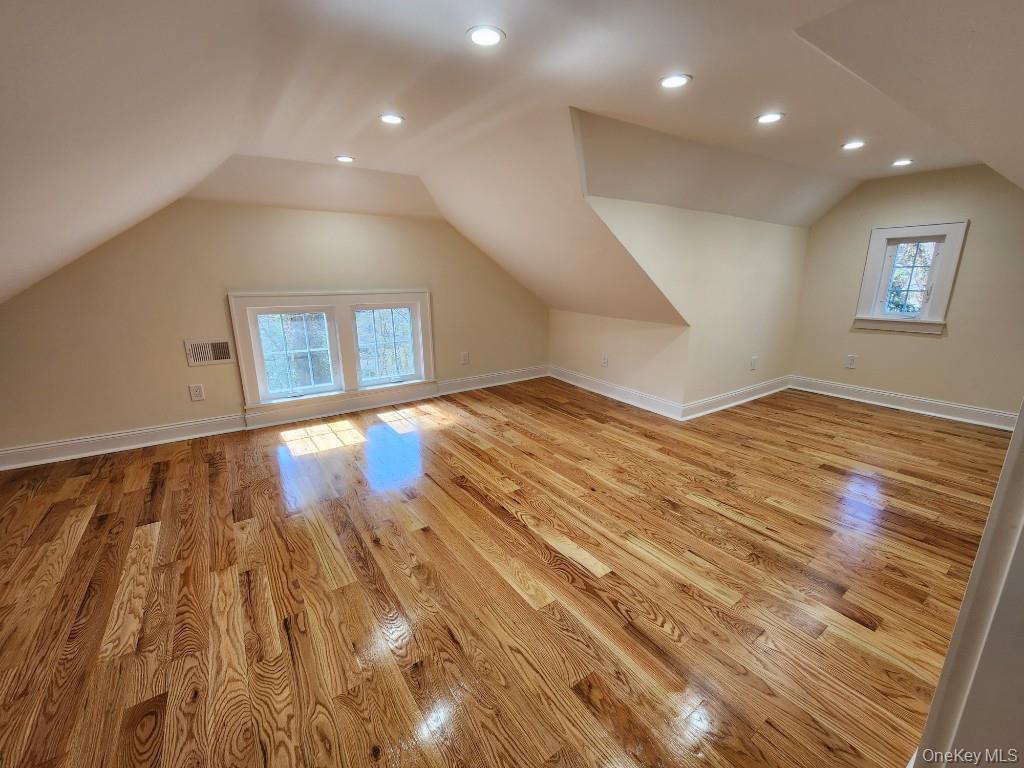 20N Ravine Road, Kings Point, NY 10024