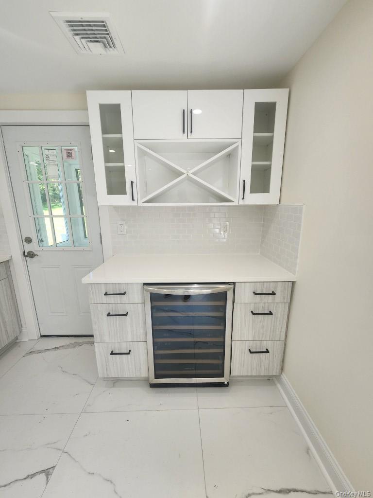 20N Ravine Road, Kings Point, NY 10024