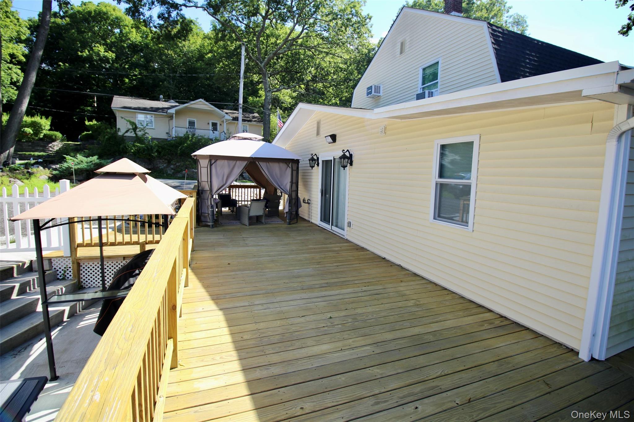 22 Hillside Avenue, Tuxedo Park, NY 10987