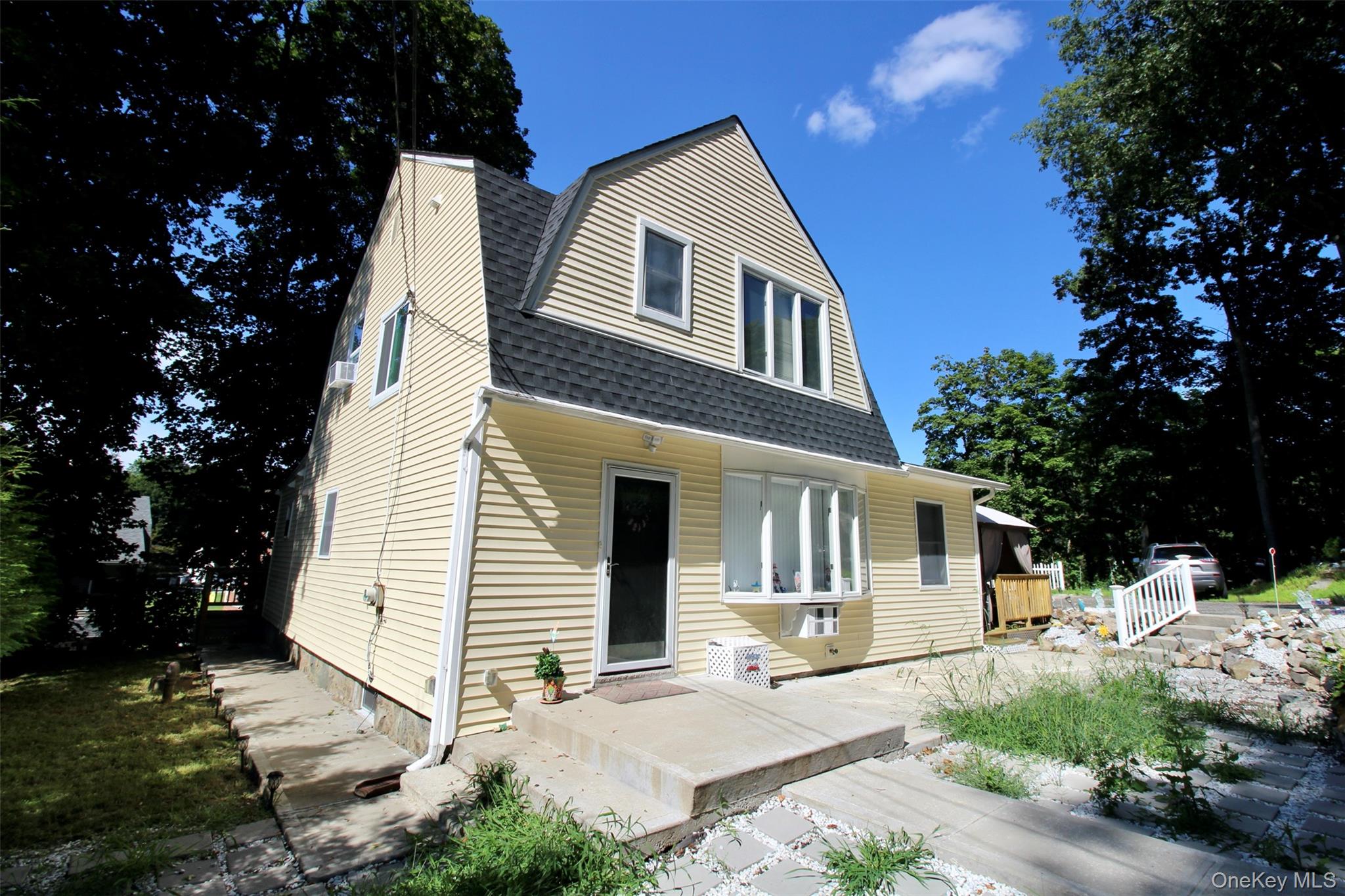 22 Hillside Avenue, Tuxedo Park, NY 10987