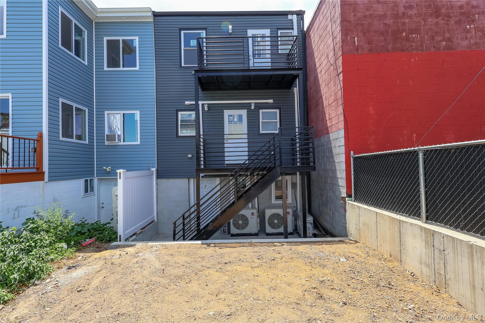 1735 Pacific Street, Brooklyn, NY 11213