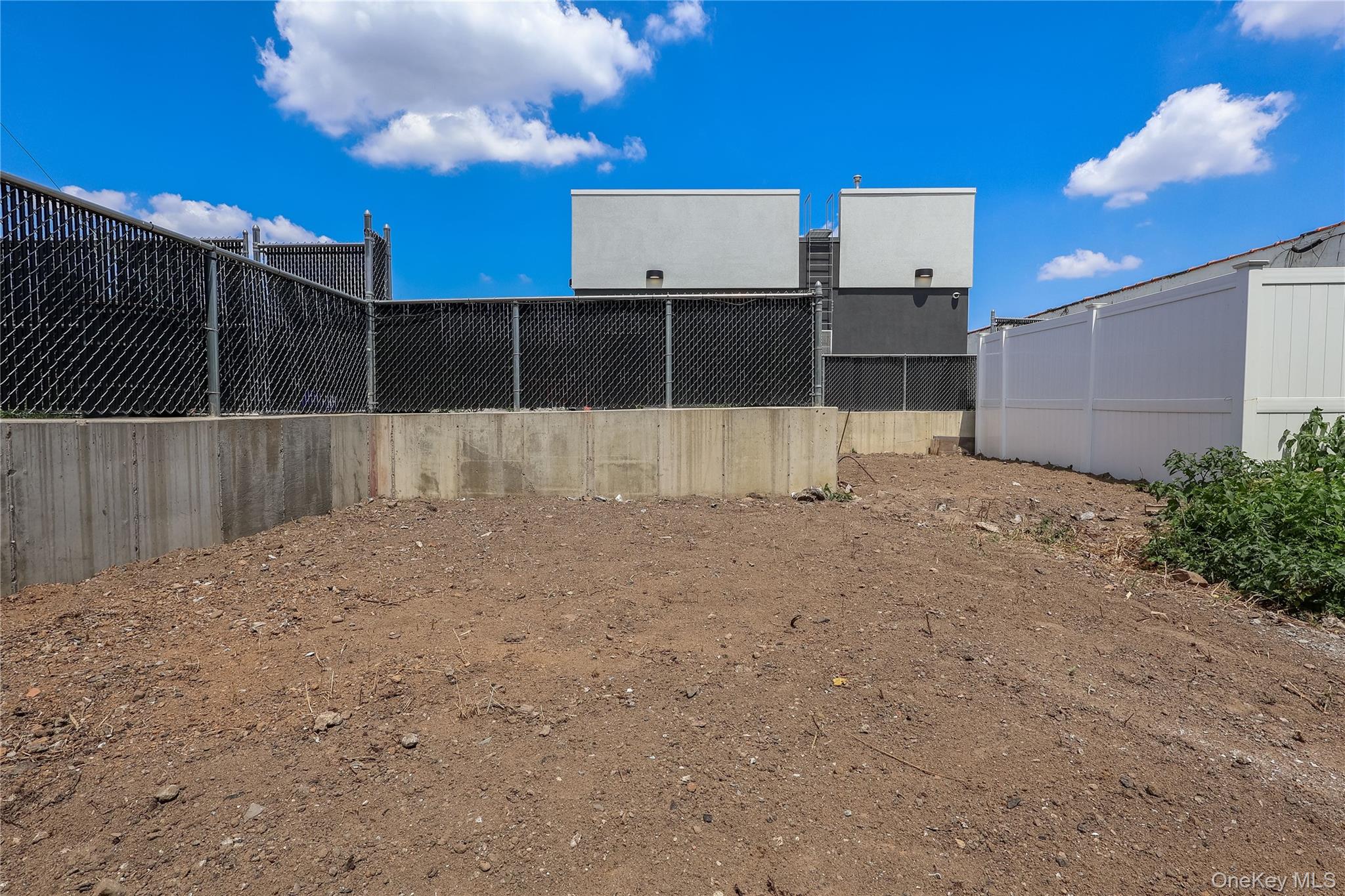 1735 Pacific Street, Brooklyn, NY 11213