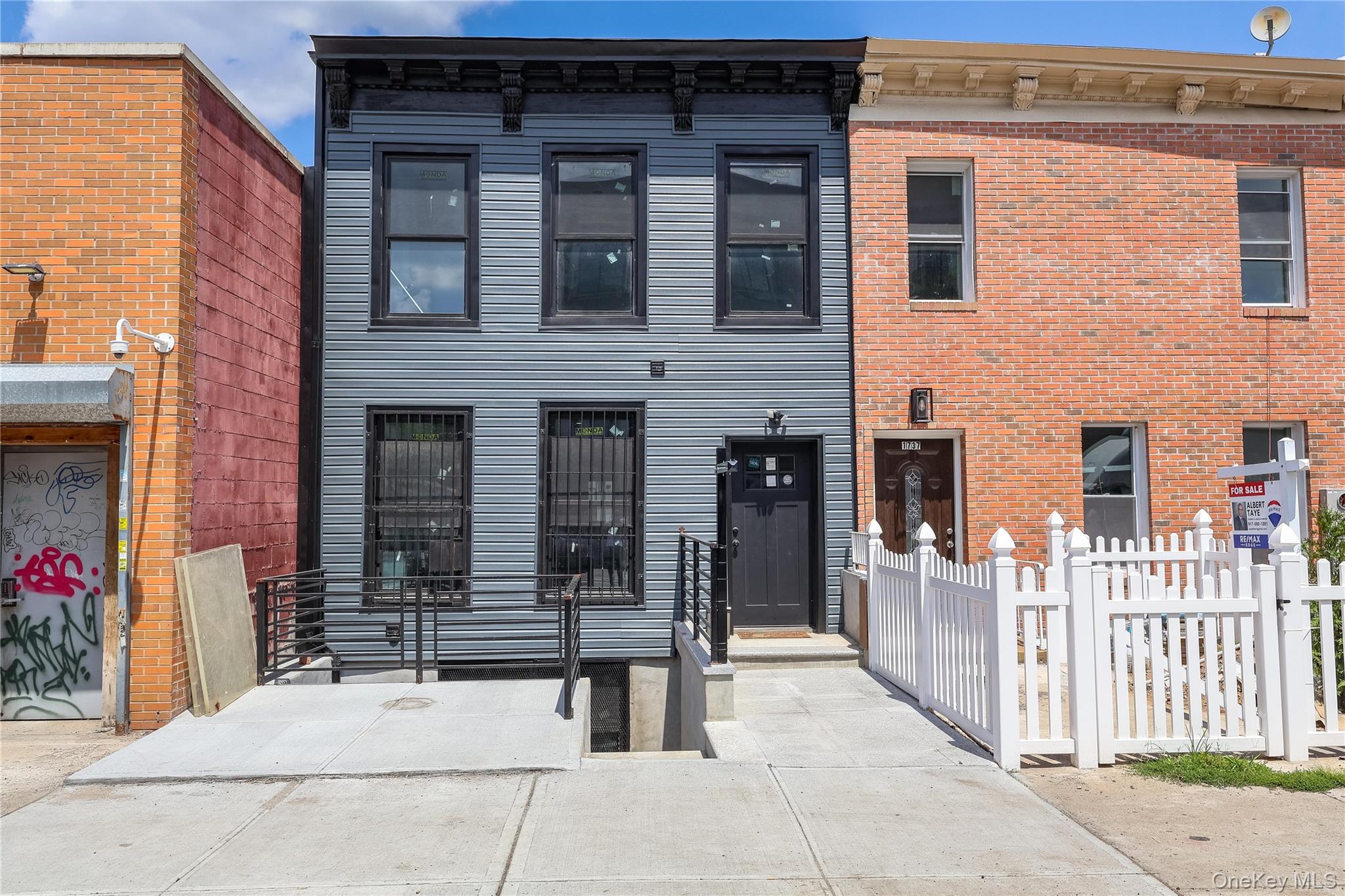 1735 Pacific Street, Brooklyn, NY 11213