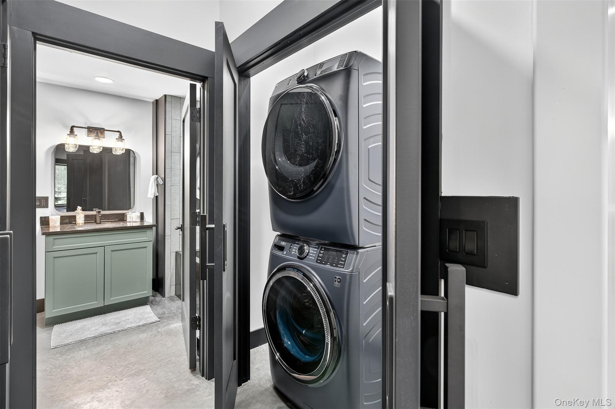 805 County Road 2, Accord, NY 12404