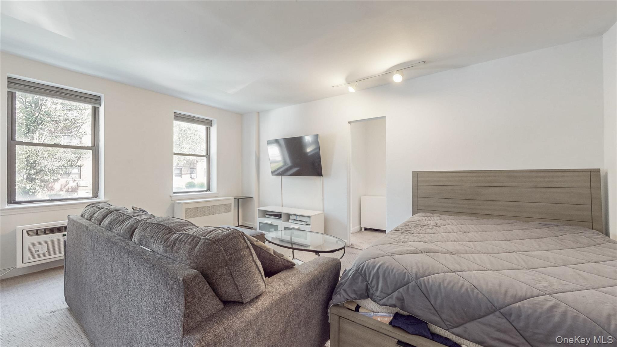 215-28 47th Avenue # 1B, Bayside, NY 11361